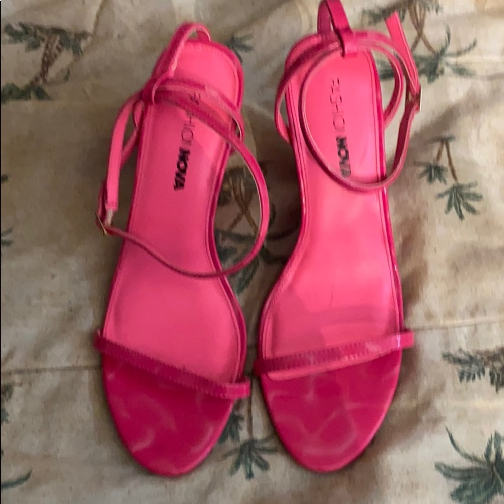 Hot pink wedges